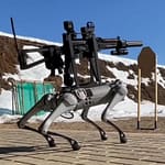 perro-robot-disparando-metralleta-puede-salir-mal-2767005.jpg