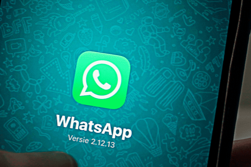 7nm se ponen a la venta 500 millones de telefonos de usuarios de whatsapp de todo el mundo w00w