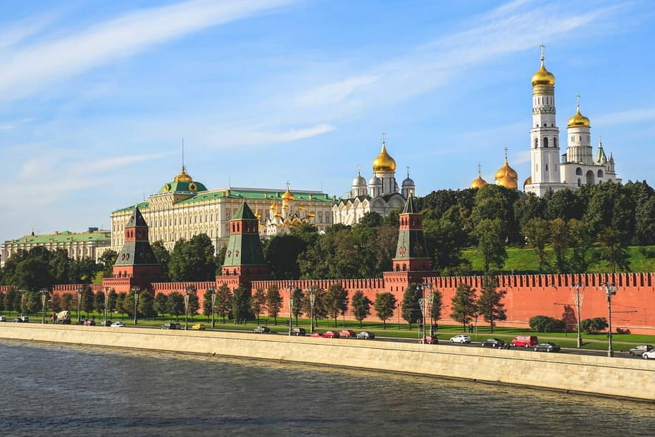russia targets apple airbnb google likeme pinterest twitch u gxr4.1200
